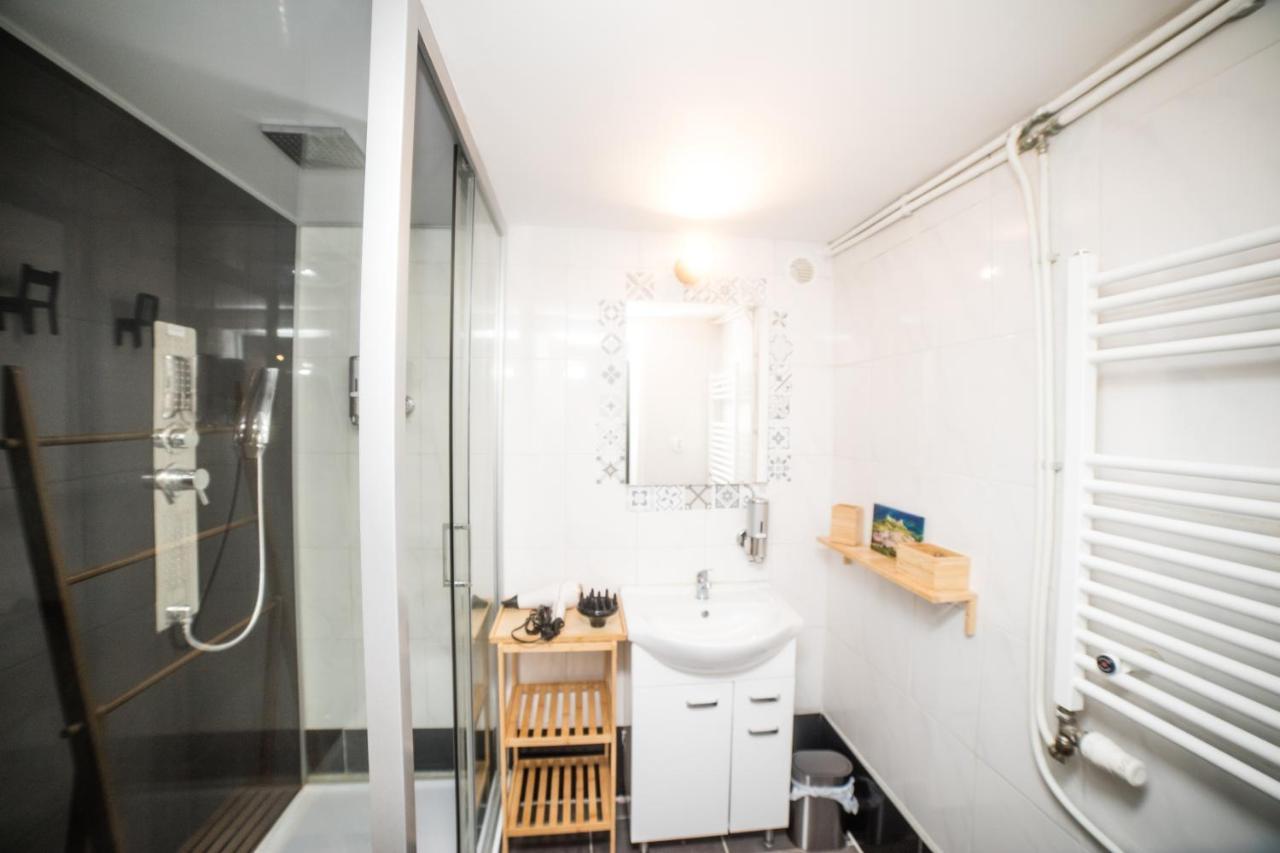 City Centre Hidden Gem! Apartment For Up To 3 People Brussel Eksteriør bilde